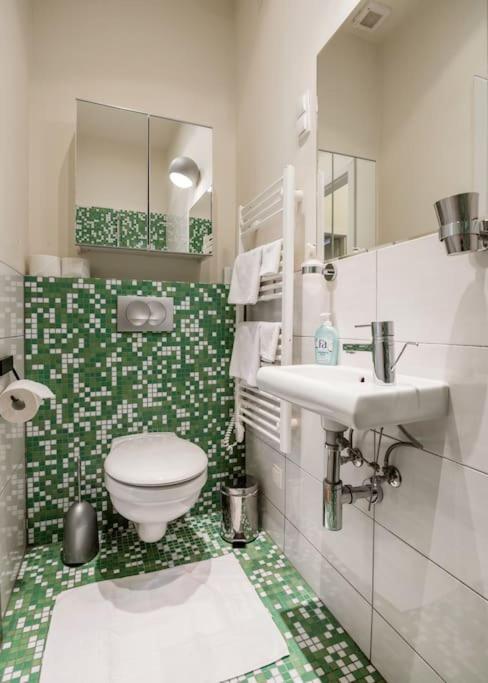 Klarahome Apartment Budapest Ngoại thất bức ảnh